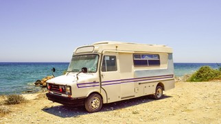 caravan-2485837_960_720.jpg